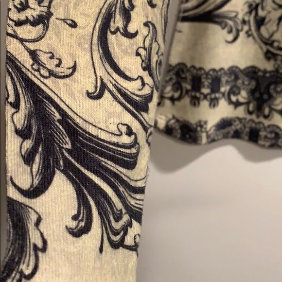 ❌Last deal ❌Cache long sleeve top🌟 - Picture 4 of 7